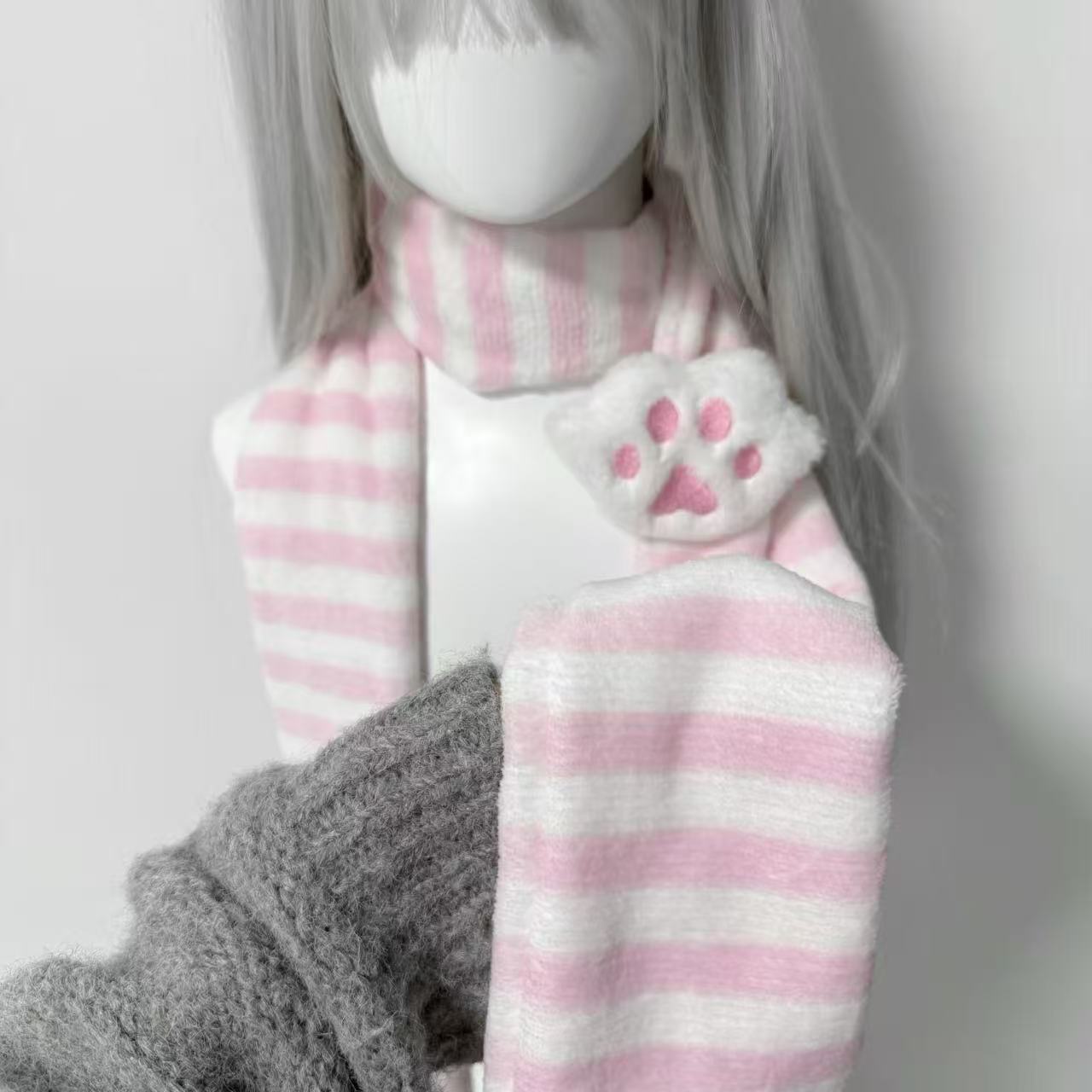Travel Accessories Aesthetic - Cachecol Kawaii com Decoração de Pata